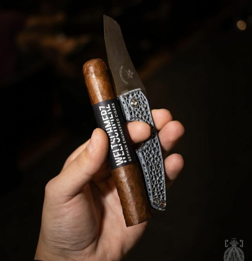 German Engineered Cigars and Les Fines Lames present Le Petit - Kentron 2 99e7bfae 5fc2 3e51 b2b3 4ca8ce3794ab