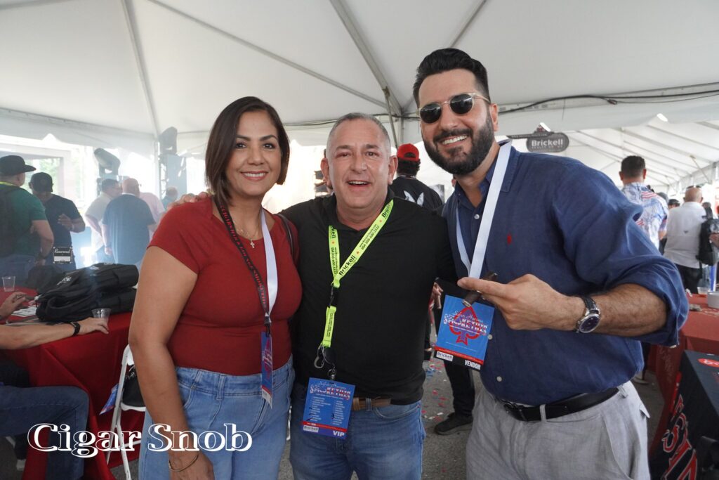 Smoke This 2025 41 Alejandra Guanipa Fernando Farinas and Reinier Lorenzo