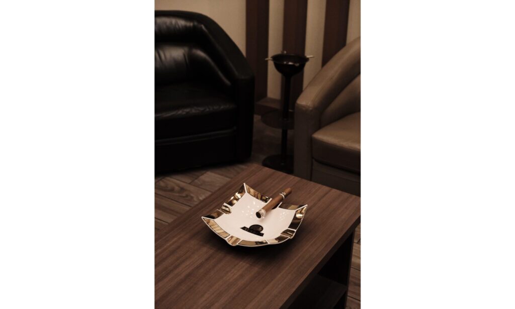 Atabey Lounge Opens with Ambassador Fine Cigars, AZ 5 Atabey Lounge Opens With Ambassador Fine Cigars AZ.1