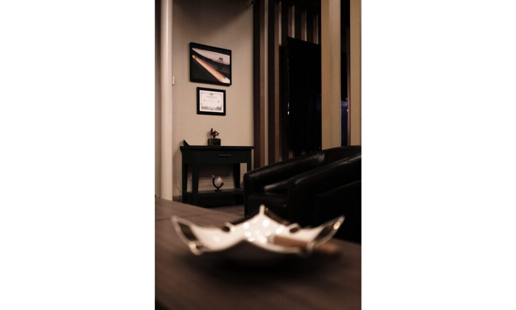 Atabey Lounge Opens with Ambassador Fine Cigars, AZ 3 Atabey Lounge Opens With Ambassador Fine Cigars AZ.3