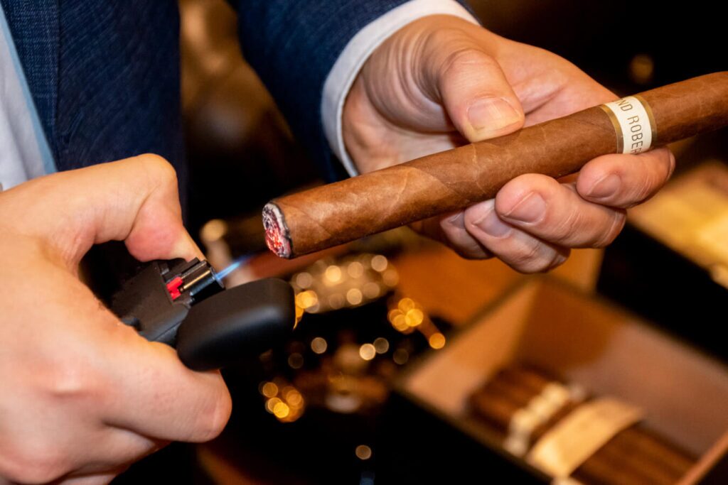 Bond Roberts Cigars Unveils Global Release of 109 2 BR 109 8