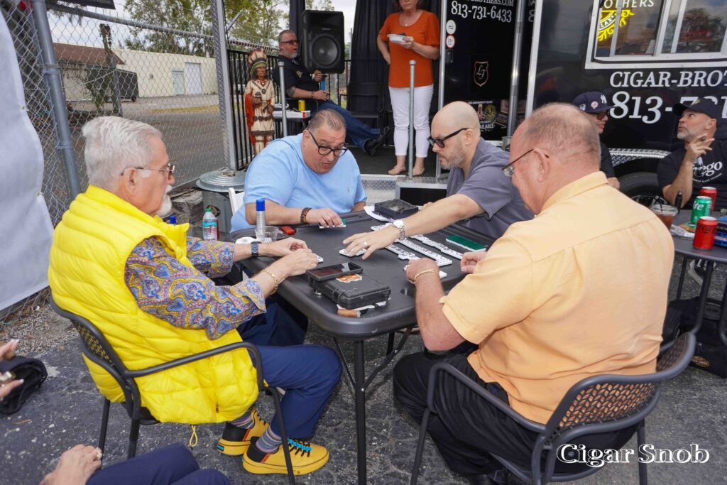 Cigar Circus 10