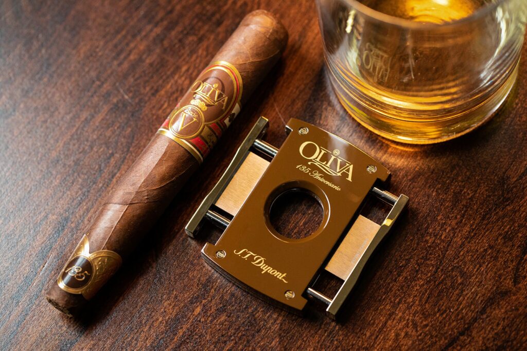 S.T. Dupont Special Edition Oliva Collection 10 ColesofLondon STDupont Oliva 20