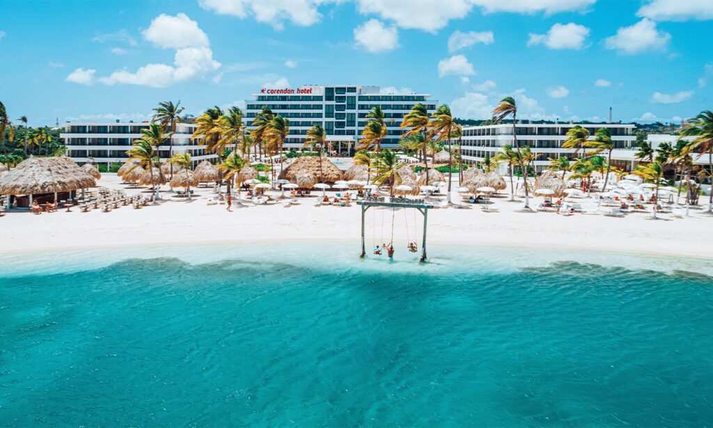 Discovering the Colors of Curaçao 1 Curacao 1