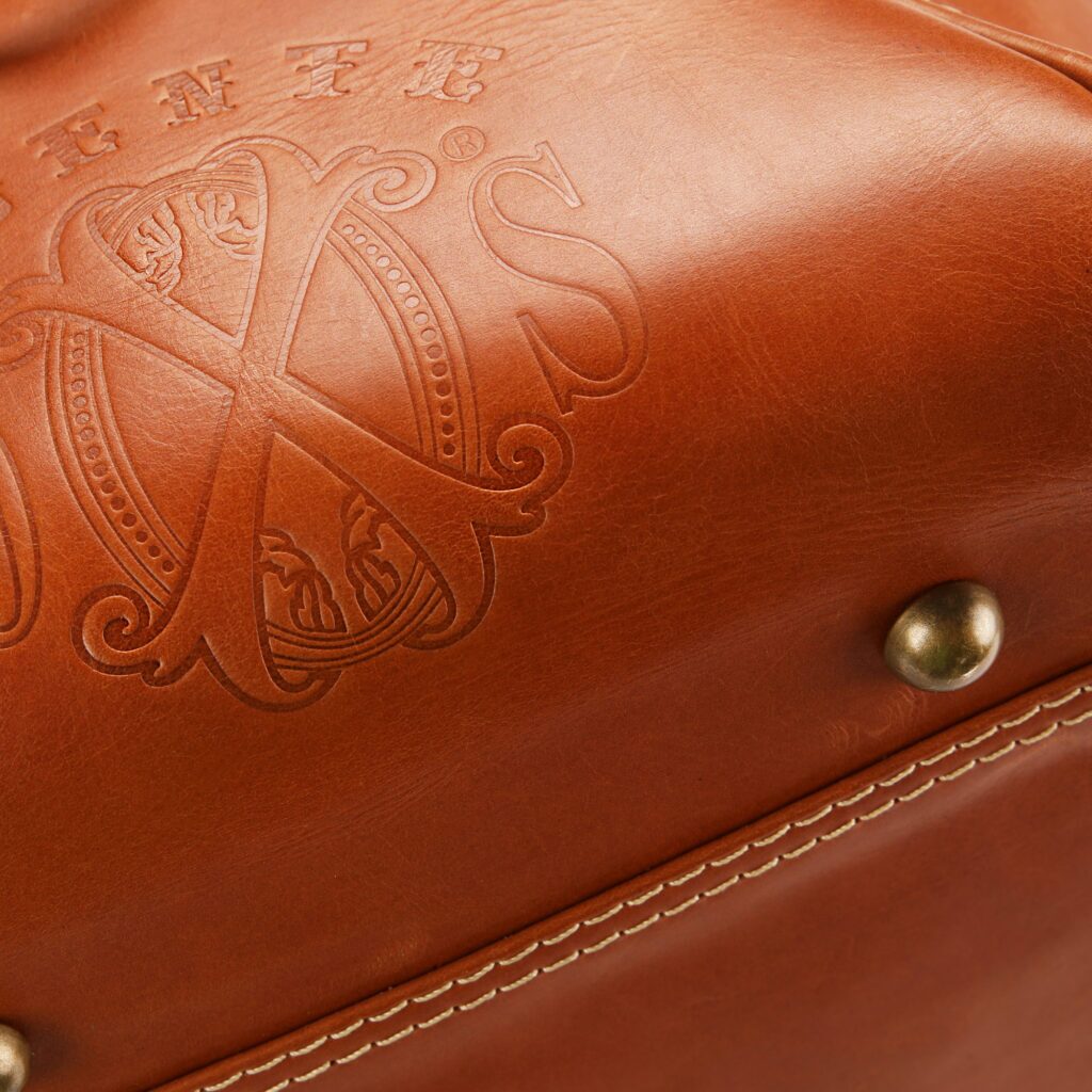 Manny Iriarte launches "Fuente The Opus X Society" 34 DB5