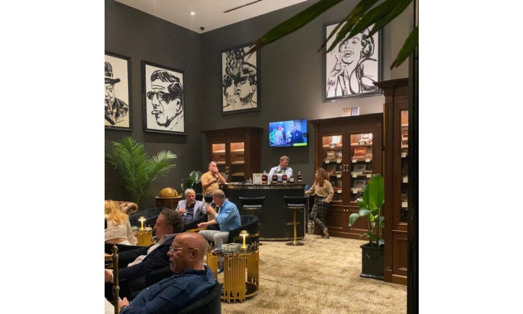 Daniel Marshall Commissioned by Flagler Museum of Palm Beach to Recreate Henry Flaglers Tiffany Humidor.3