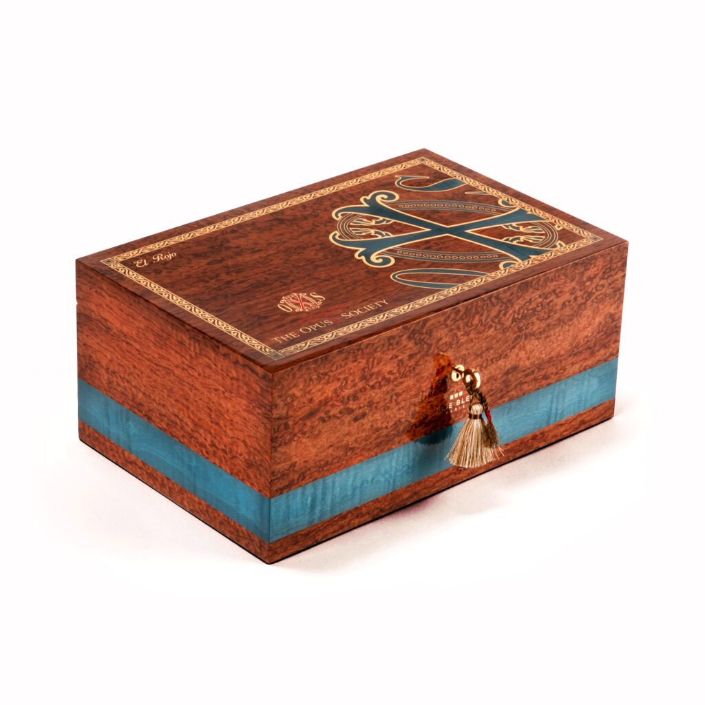 Manny Iriarte launches "Fuente The Opus X Society" 20 EBR1