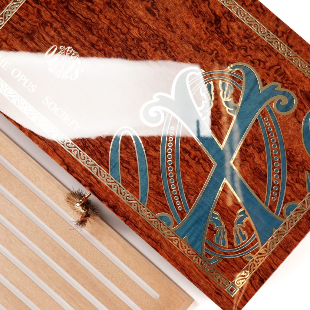 Manny Iriarte launches "Fuente The Opus X Society" 29 EBR14