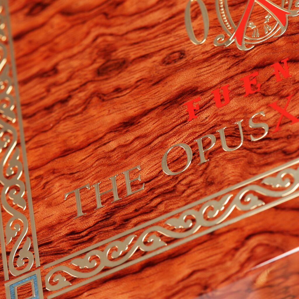Manny Iriarte launches "Fuente The Opus X Society" 16 EBR15