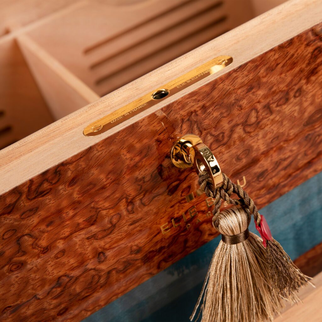 Manny Iriarte launches "Fuente The Opus X Society" 23 EBR7