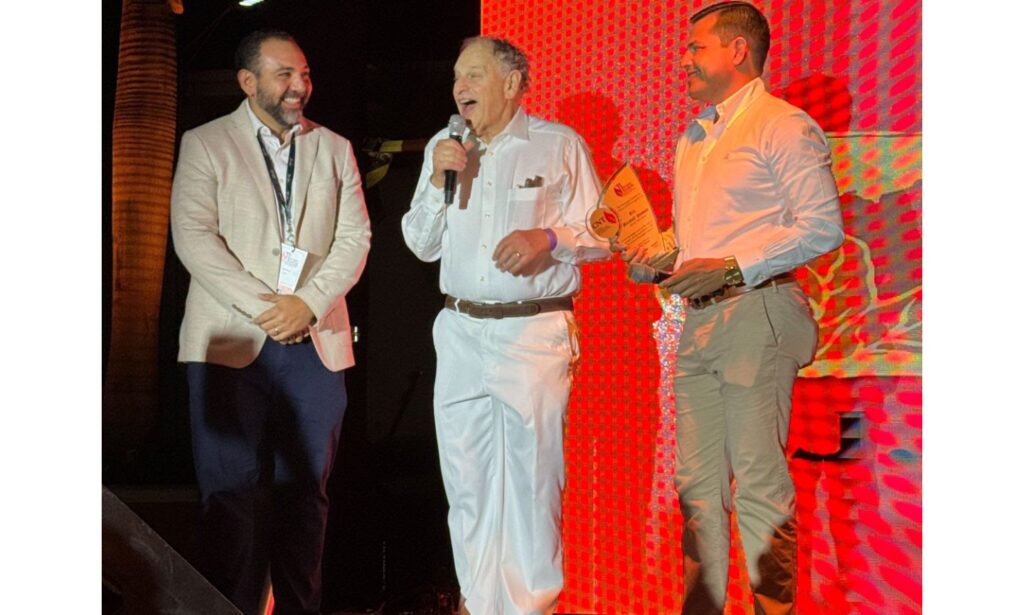 Eric Newman Receives Lifetime Achievement Award.1