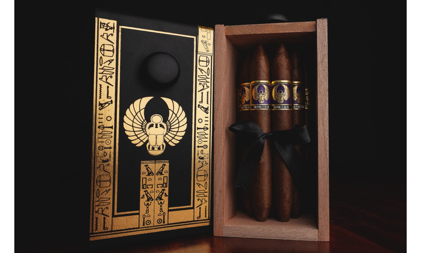 Highclere Castle Senetjer