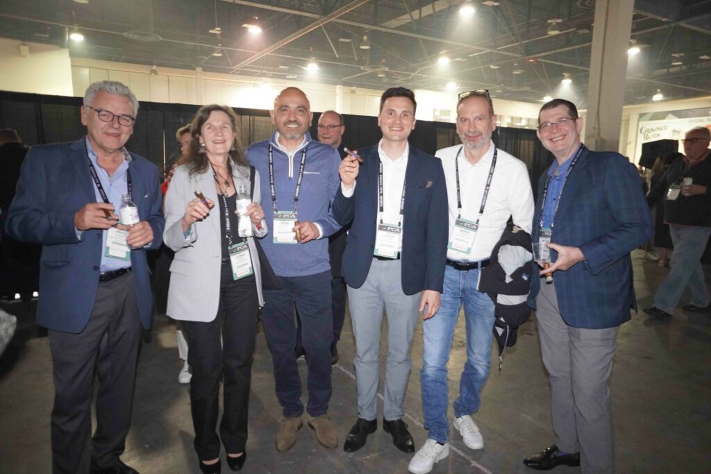 Fritz Bossert Corina Villiger Rene Castaneda Lucien Villiger Mirko Lorenzo and Matias Maragoto2 1