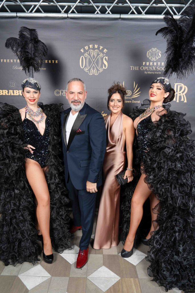 Fuente OpusX Society 2