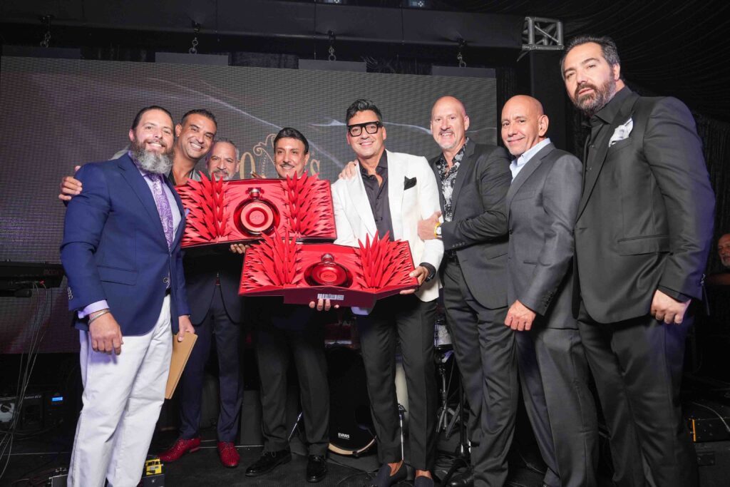 Fuente OpusX Society 24
