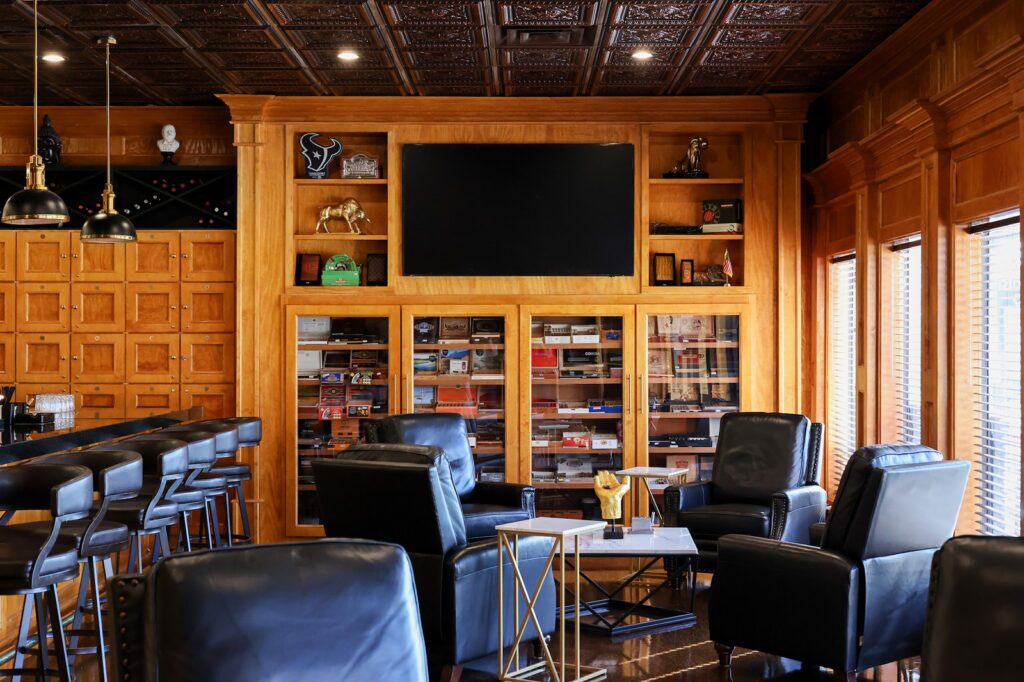 Where There’s Smoke│Firing up North Houston’s Barbecue and Cigar Spots 7 Gil2