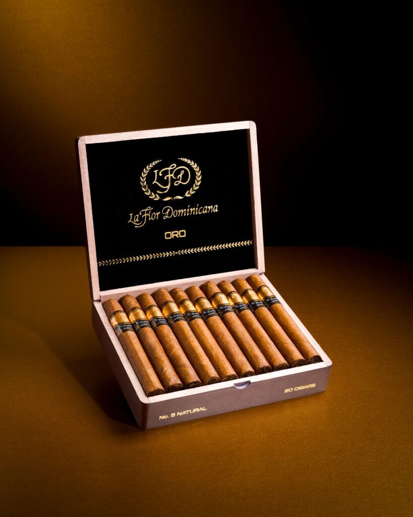 LFD ORO No.5 Box Mood Photo