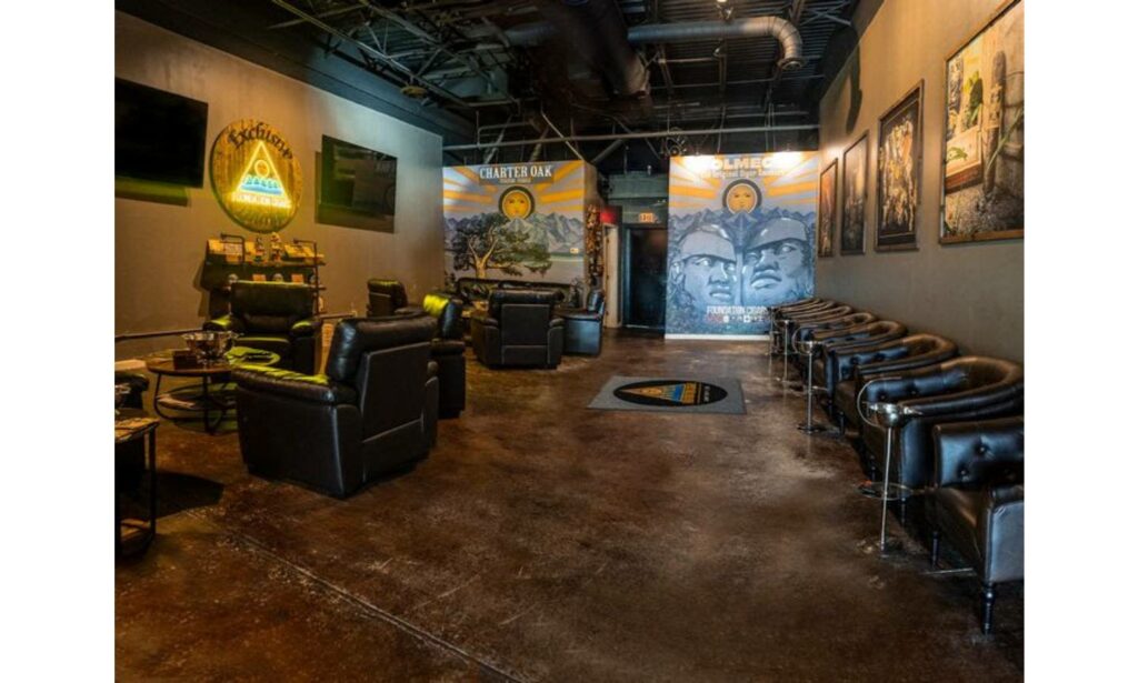 Ligero Tobacco Unveils Revamped Foundation Cigar Lounge.2