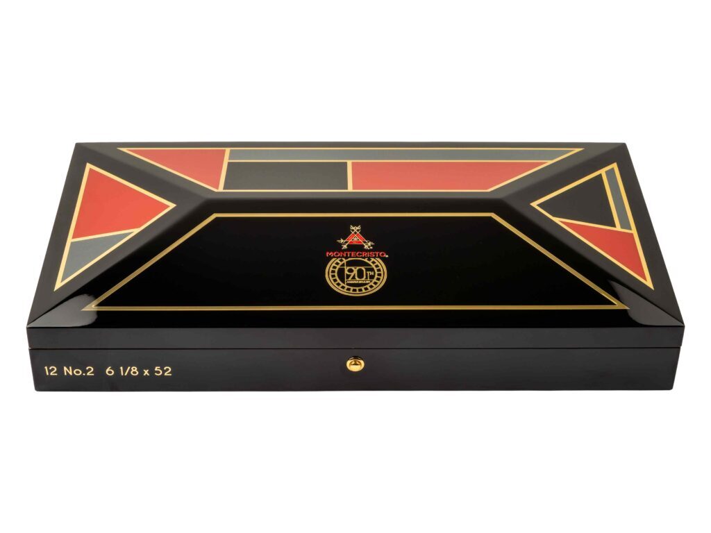 Montecristo 90th anniversary closed box 4000x3000 1
