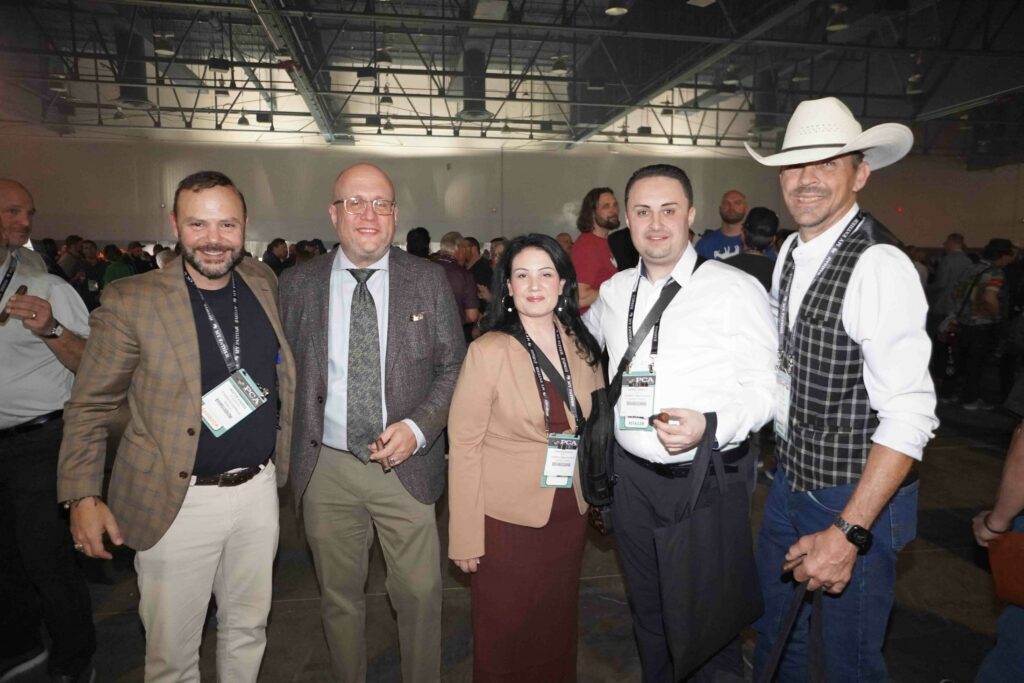 Nestor Andres Plasencia David Spirt Angelisa and Vincenzo Iannello and Travis Pappenheim