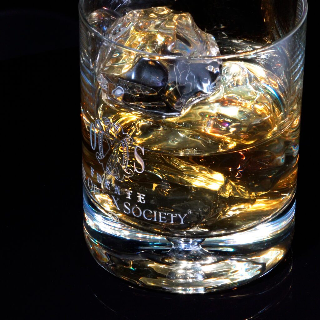 Manny Iriarte launches "Fuente The Opus X Society" 61 RG7 1