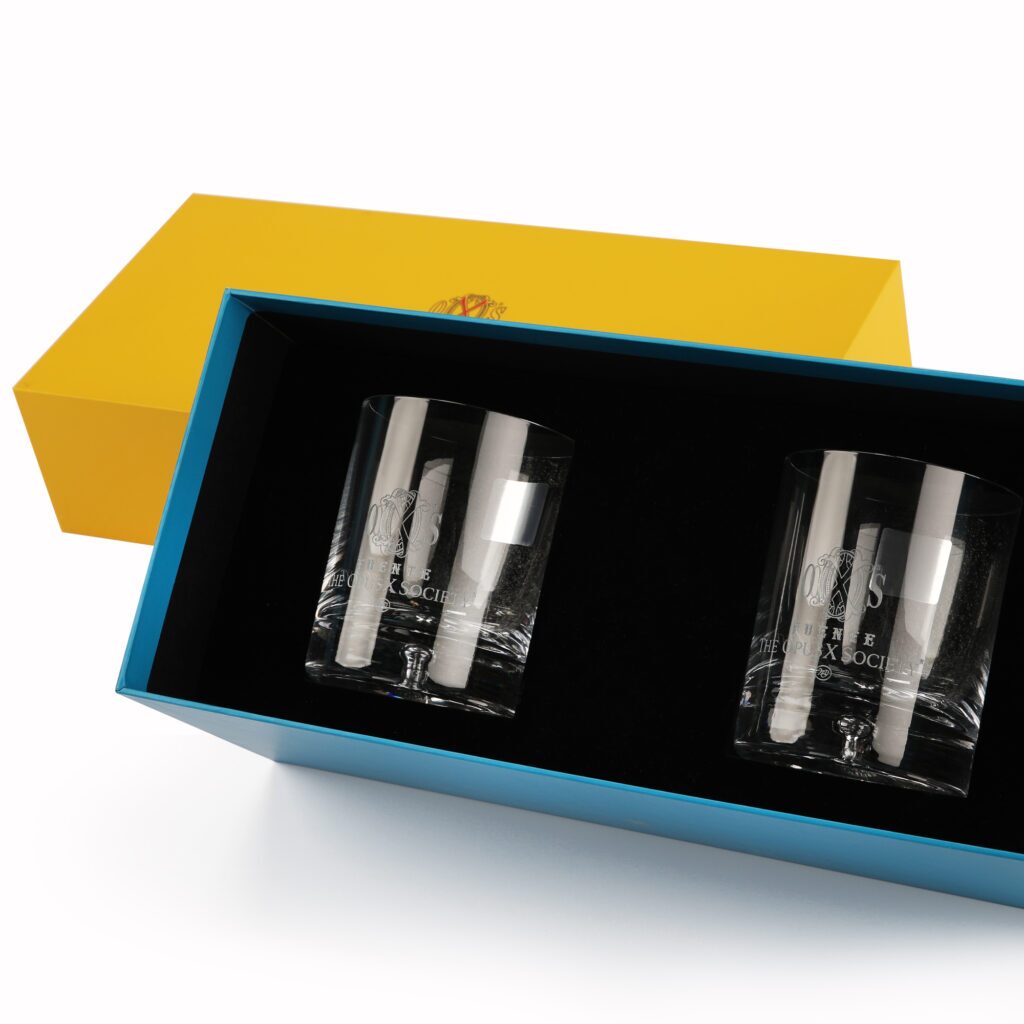 Manny Iriarte launches "Fuente The Opus X Society" 62 RG8 1