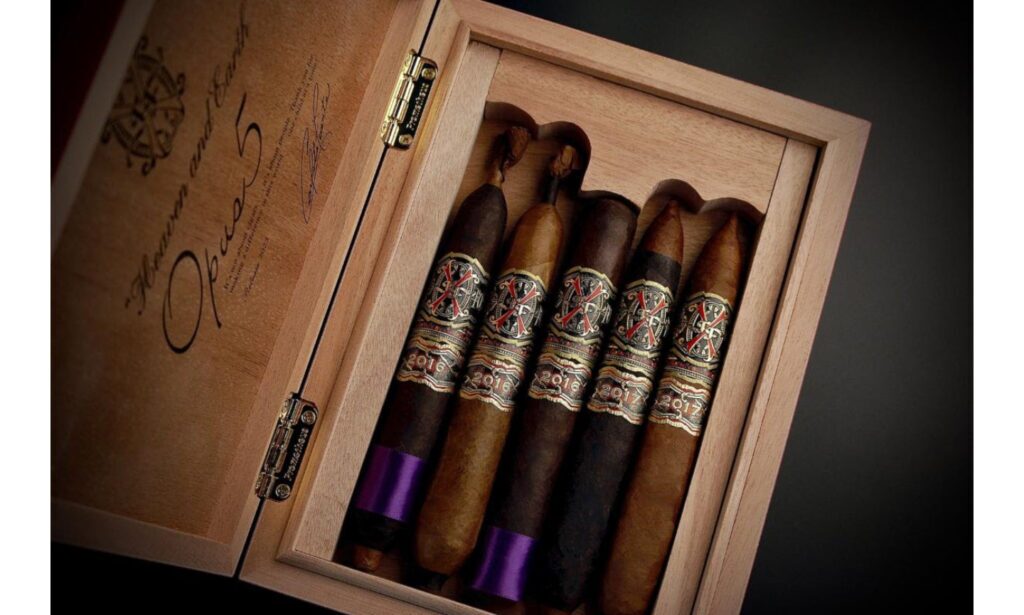 Fuente Ships Aged Selection Holiday Release 4 Very Special Holiday Release Opus 5.2