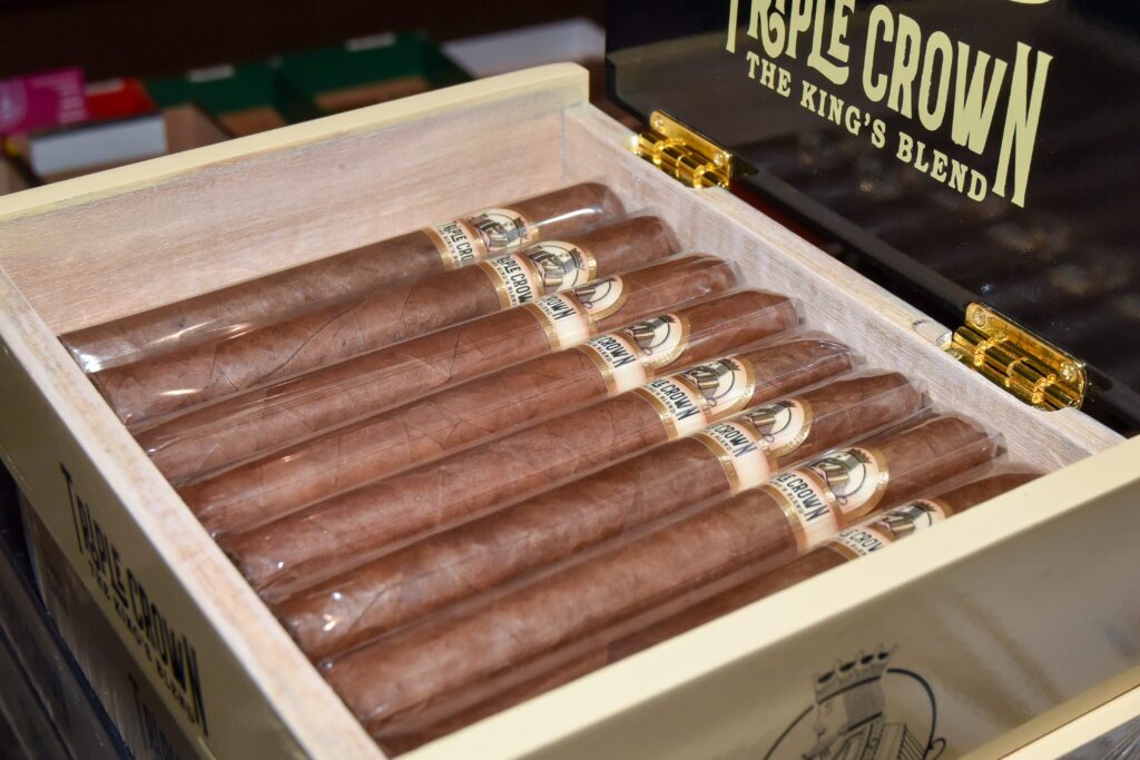 Triple Crown Cigar Lounge Announces New Proprietary Cigar, The King’s Blend 1 Copy of Triple Crown Kings Blend Cigars