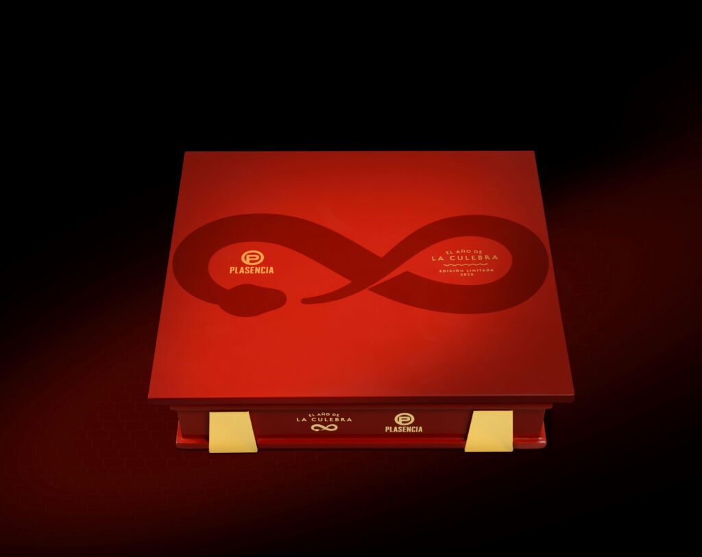 Plasencia Cigars Unveils El Año De La Culebra – Tribute to the Year of the Snake 2 unnamed 1 30