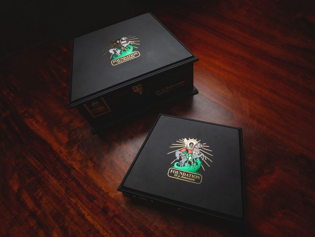 Foundation Cigar Company Commemorates 10 Years with Aniversario Blend 2 unnamed 5 16